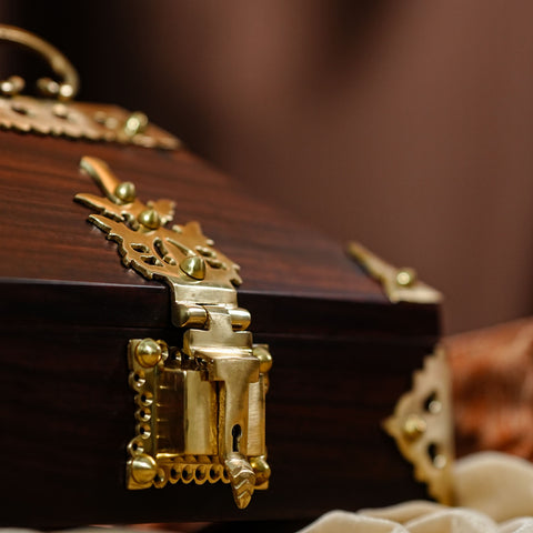 Nettoor Box (Wood Finish)