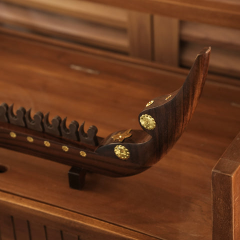 Rosewood Boat with Men