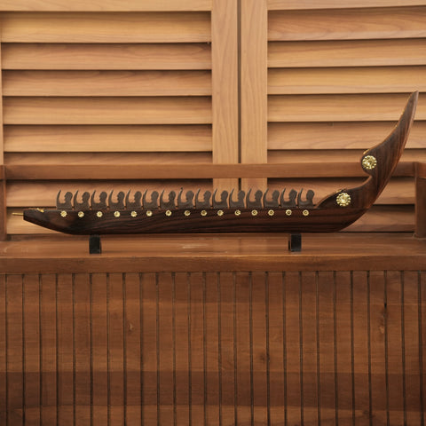 Rosewood Boat with Men