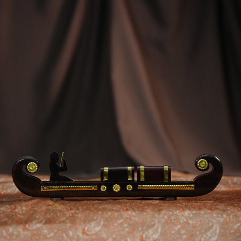 Rosewood Cargo with Men