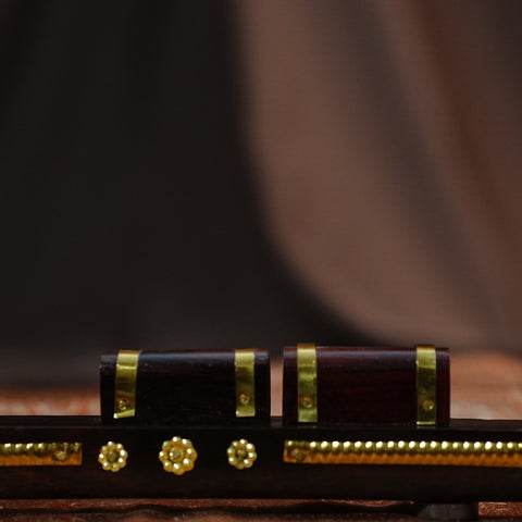 Rosewood Cargo with Men