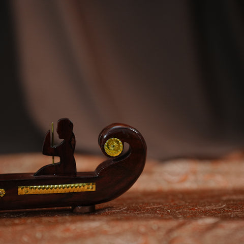 Rosewood Cargo with Men