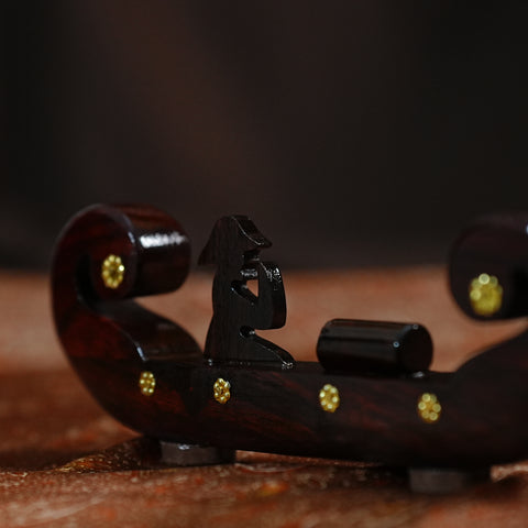 Rosewood Cargo with Men