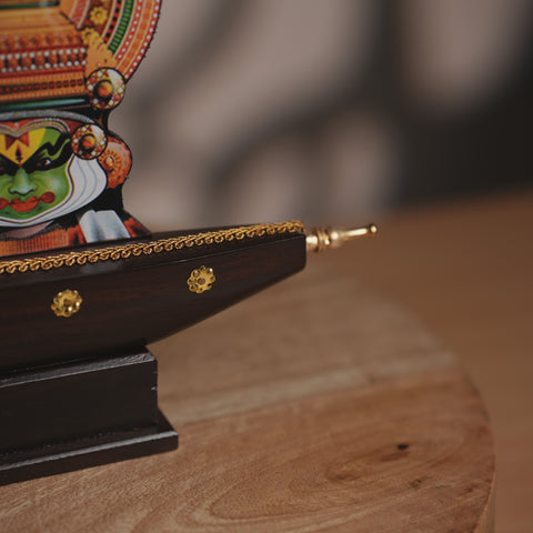 Boat with Printed Kathakali special