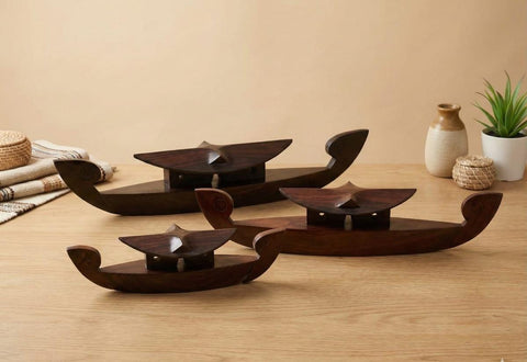 Houseboat Wooden & Deluxe